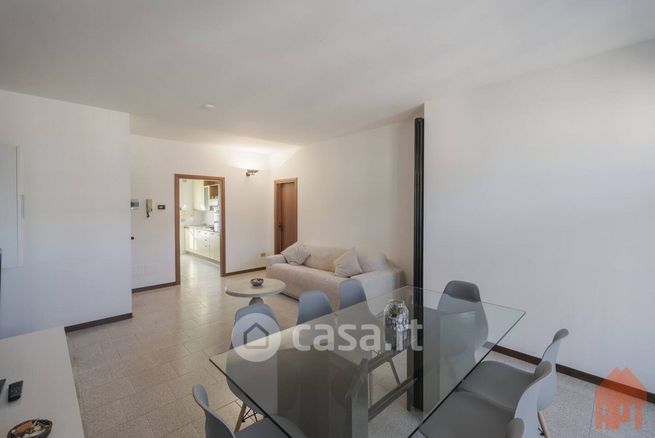 Appartamento in residenziale in Via Montesuello