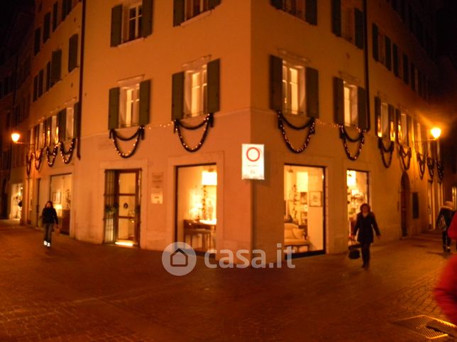 Appartamento in residenziale in Via Stoppani 4