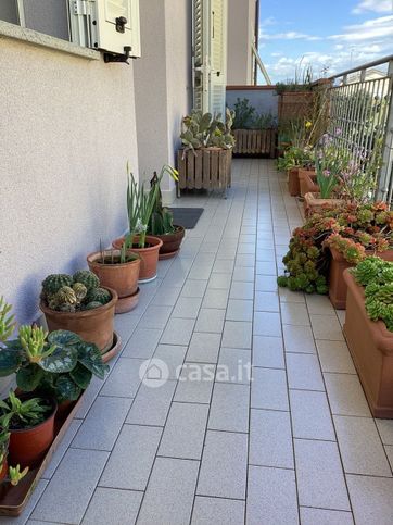 Appartamento in residenziale in Piazza della Casa Bianca