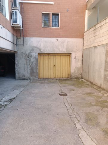 Garage/posto auto in residenziale in Via Ferdinando Magellano 6