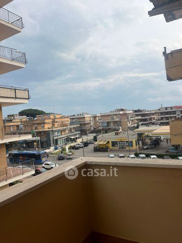 Appartamento in residenziale in Via Palo Laziale 9