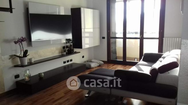 Appartamento in residenziale in Via Cesare Battisti 47