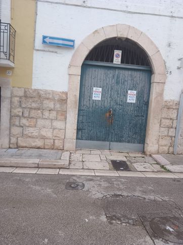 Box/posto auto in residenziale in Via Suor Caterina del Balzo