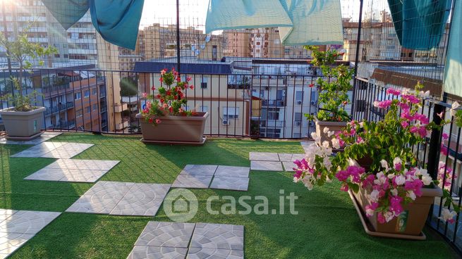 Attico/mansarda in residenziale in Via Giacinto Carini