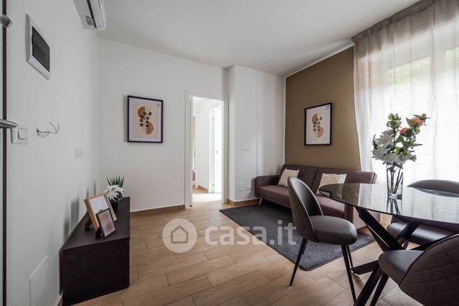 Appartamento in residenziale in Viale Carlo Espinasse