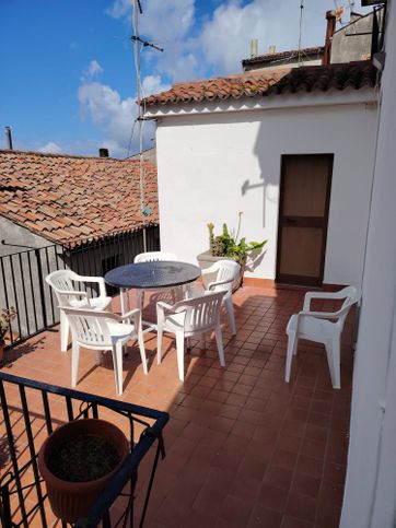 Appartamento in residenziale in Via Cantogrande 43