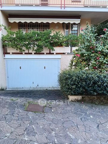 Villetta a schiera in residenziale in Via Pietro Mascagni 104