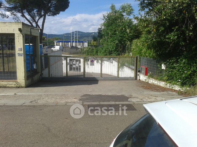 Box/posto auto in residenziale in Via Grecia 16