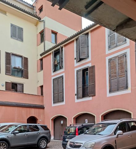 Appartamento in residenziale in Via Paolo Giacometti 23