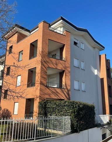 Appartamento in residenziale in Via Alda Merini 15