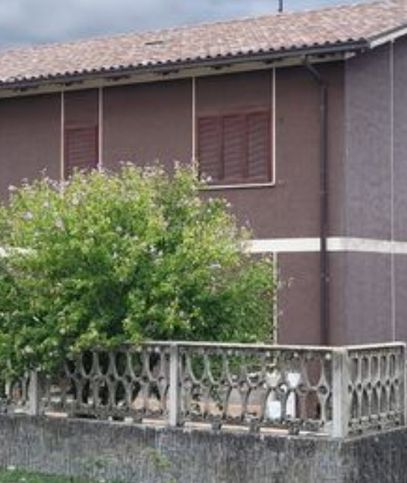 Casa indipendente in residenziale in Strada Provinciale 52