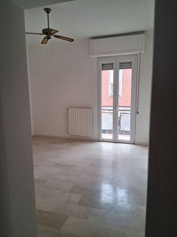 Appartamento in residenziale in Via Luigi Ambiveri