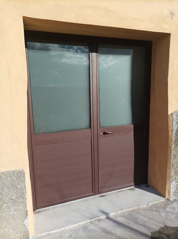 Garage/posto auto in residenziale in Via della Collina 19