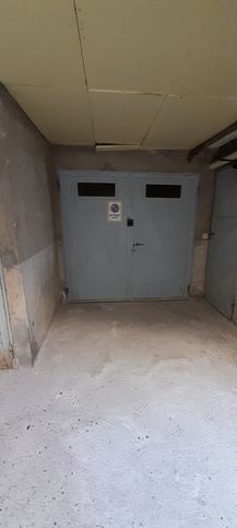 Box/posto auto in residenziale in Via Ponte Vecchio 6