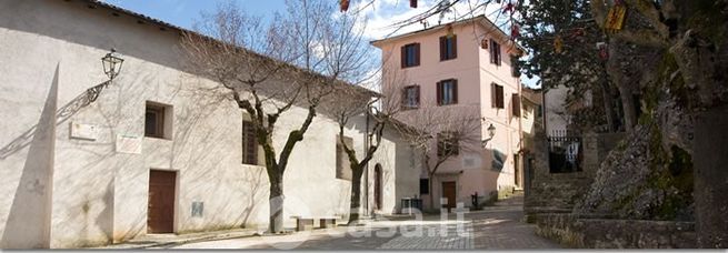 Casa indipendente in residenziale in Piazza Roma