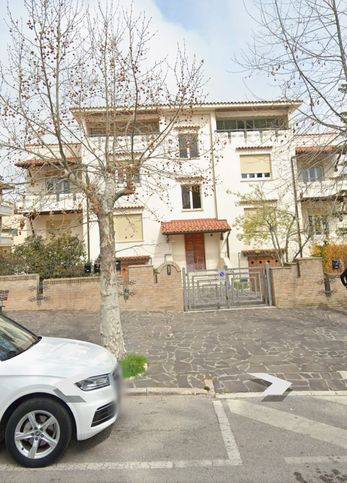 Appartamento in residenziale in Viale Umberto I 15