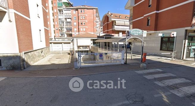 Garage/posto auto in residenziale in Via Caselle 6