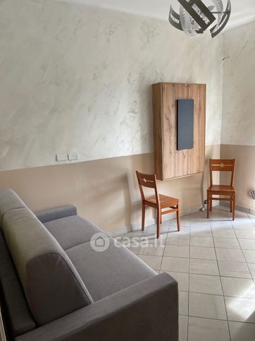 Appartamento in residenziale in Via Simone De Gatti