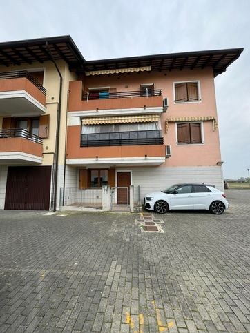 Appartamento in residenziale in Via Sandro Pertini 3