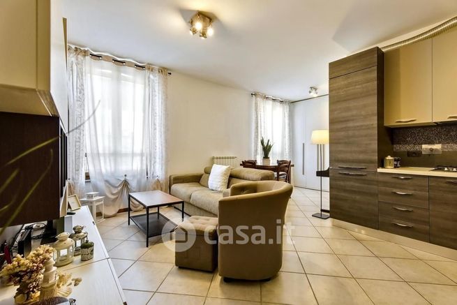 Appartamento in residenziale in Piazza Angiolo e Armando del Taglia 9