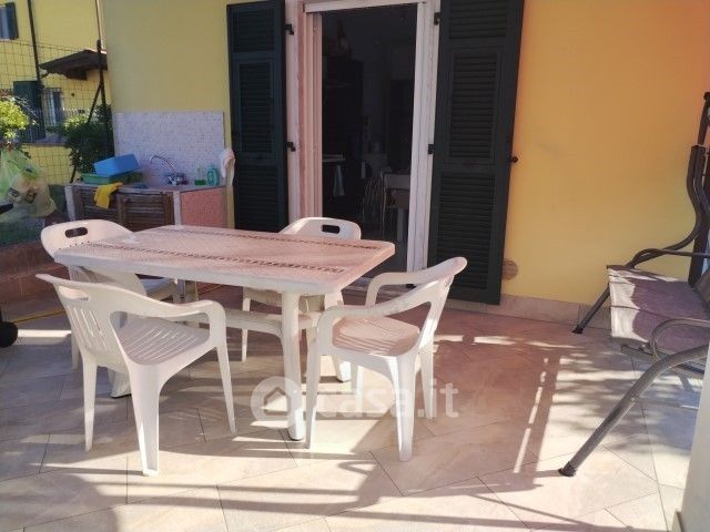 Appartamento in residenziale in Via Cisa 142