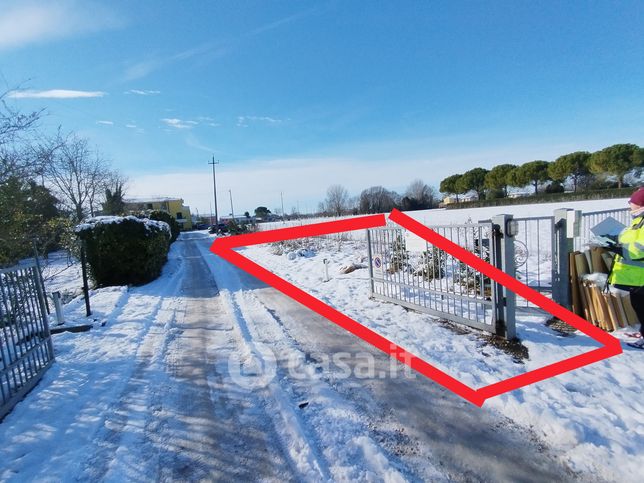 Terreno agricolo in commerciale in Via Arrigoni