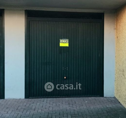 Garage/posto auto in residenziale in Via Fratelli Cervi 12