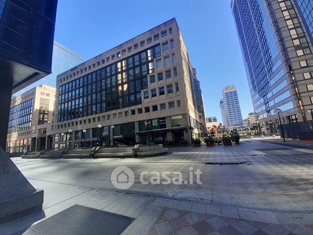 Ufficio in commerciale in Via Giovanni Porzio 4