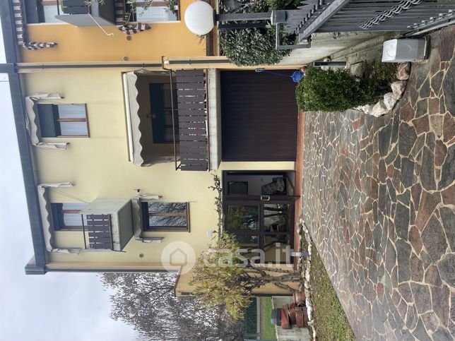 Villetta a schiera in residenziale in Via Padova 14