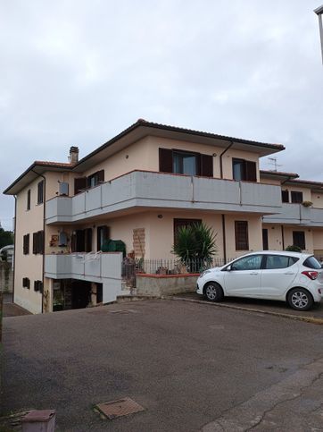 Appartamento in residenziale in Via di Casetta Papi 2c