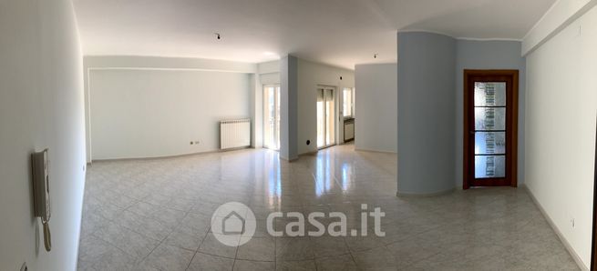 Appartamento in residenziale in Via Volterra 30