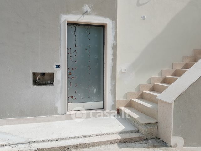 Casa indipendente in residenziale in Via Marmolito 80