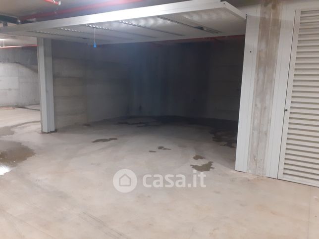 Garage/posto auto in residenziale in Via Giuseppe Giusti