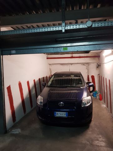 Garage/posto auto in residenziale in Via San Gennaro Ad Antignano 121