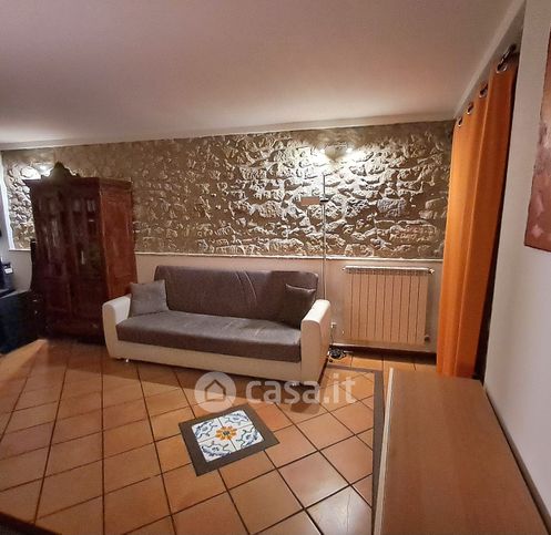 Appartamento in residenziale in Via per Castelnuovo