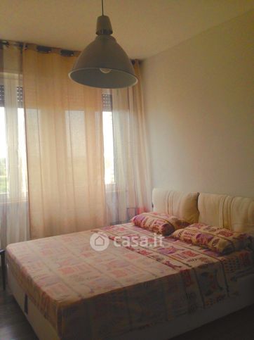 Appartamento in residenziale in Via Lorenzo Valla 14