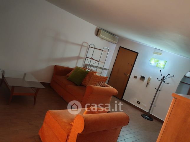 Attico/mansarda in residenziale in Via Alvanella