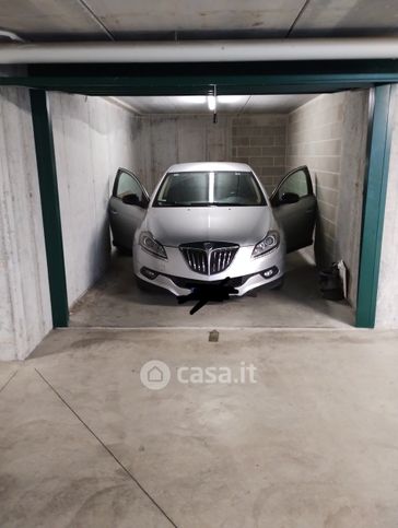 Box/posto auto in residenziale in Via Monti Sabini 26