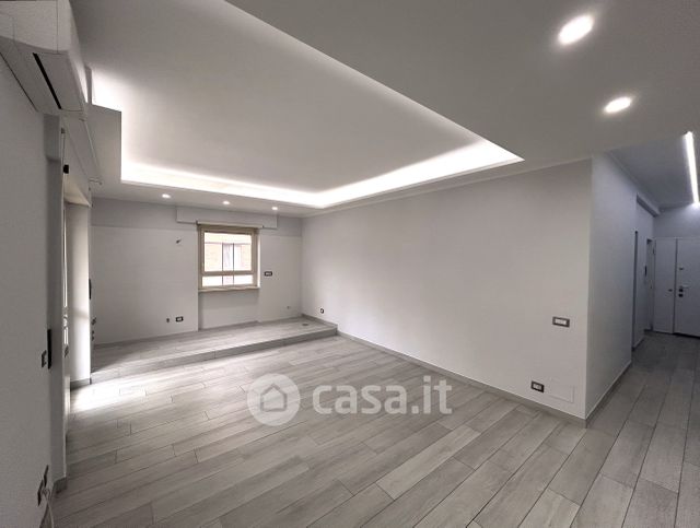 Appartamento in residenziale in Via Nicola Garrone