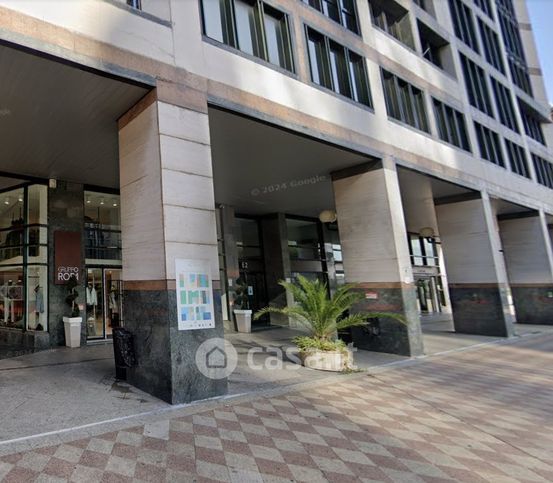 Ufficio in commerciale in centro direzionale