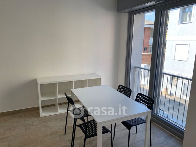 Appartamento in residenziale in Via Adua