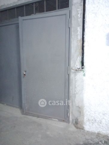 Box/posto auto in residenziale in Via Nazionale 597