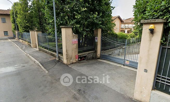 Garage/posto auto in residenziale in Via Martiri di Belfiore