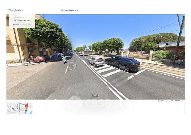 Negozio/locale commerciale in commerciale in Viale della LibertÃ  63