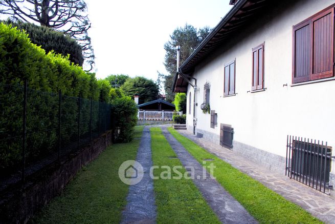 Villa in residenziale in Via Goffredo Mameli 2d