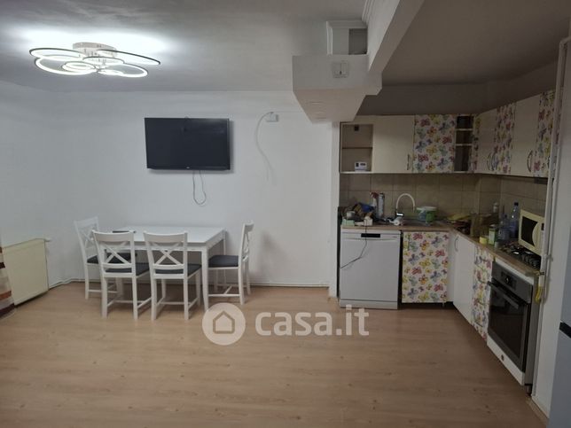 Appartamento in residenziale in Via Milano 76