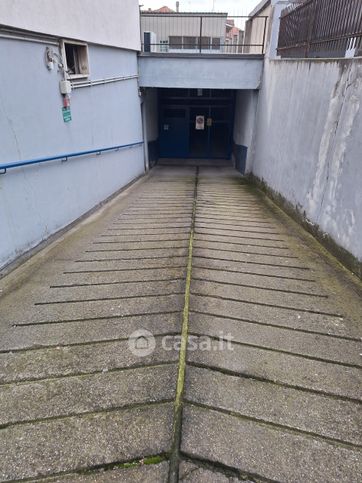 Box/posto auto in residenziale in Via Piave 22