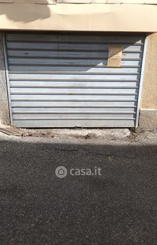 Box/posto auto in residenziale in Via Reggio Campi I tr Vico SorgonÃ 