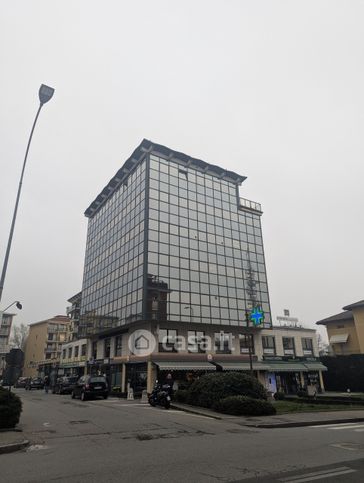 Ufficio in commerciale in Via Maestri del Commercio 5