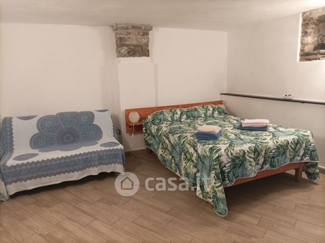 Casa indipendente in residenziale in via costigliolo 6